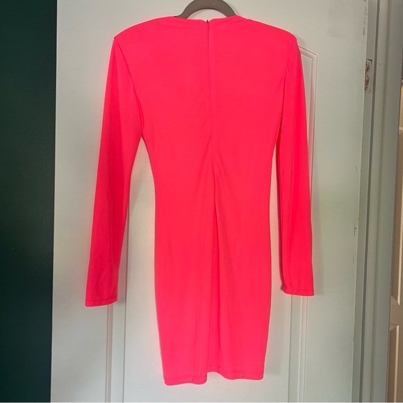 NWT ZARA Stretchy knotted Dress NEOn pink Long sleeves shoulder pads Zipper - Picture 10 of 16